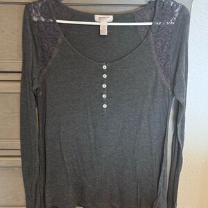 Arizona Jean Company Women's Charcoal Lace Long Sleeve Top